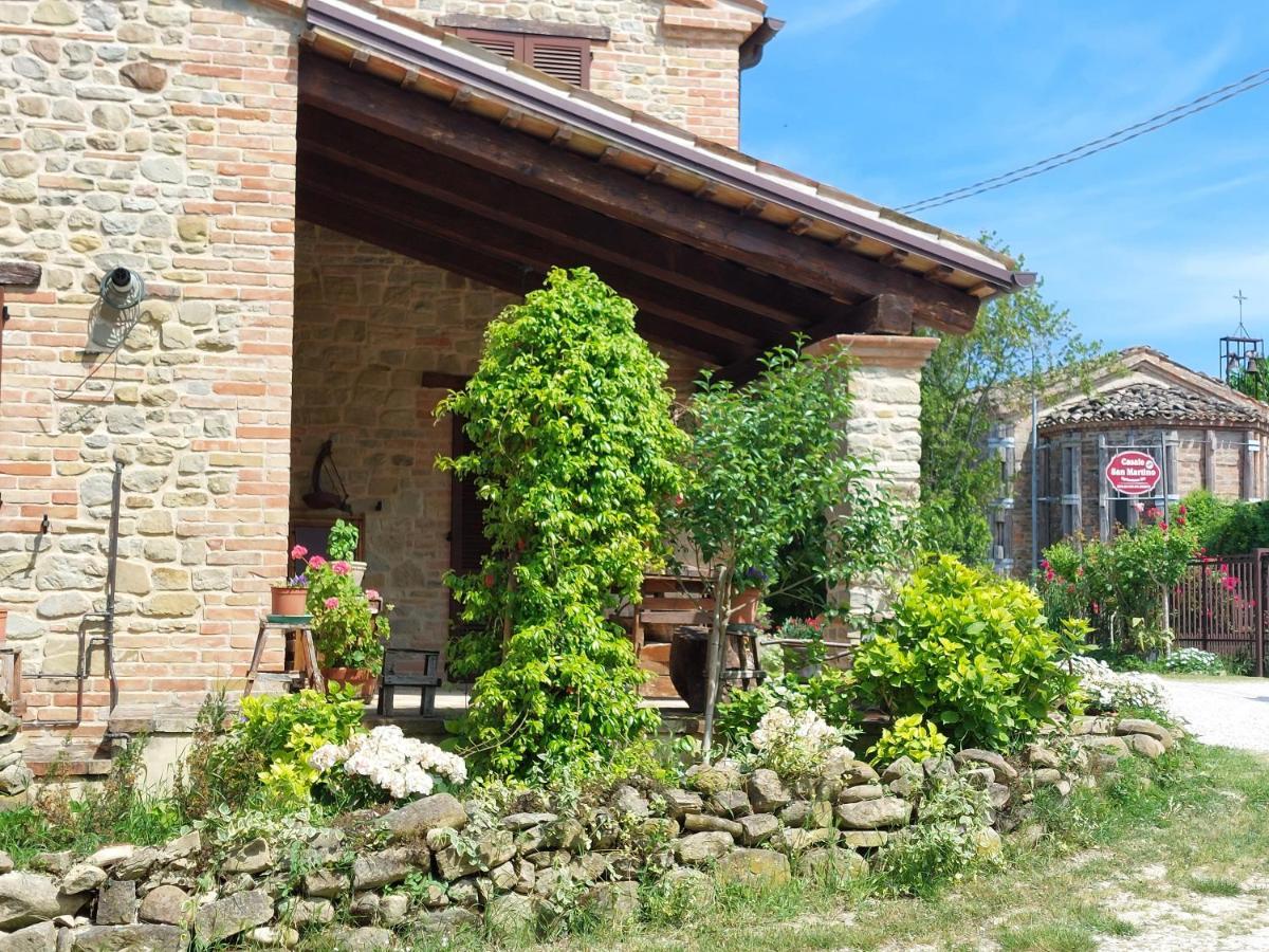 Casale San Martino Agriturismo Bio Sant'Angelo in Pontano Zewnętrze zdjęcie